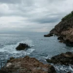 A Close Reading of the First Twenty Pages of 'The Sea, the Sea'
