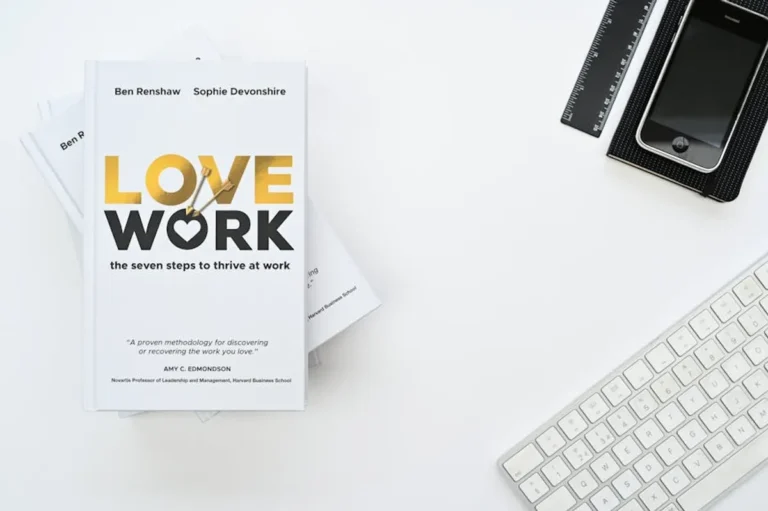How to Write a Book Review That Feels Thoughtful