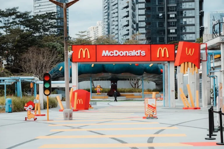 Mcdonald's breakfast menu: Menu, Prices, Guide, and What to Try