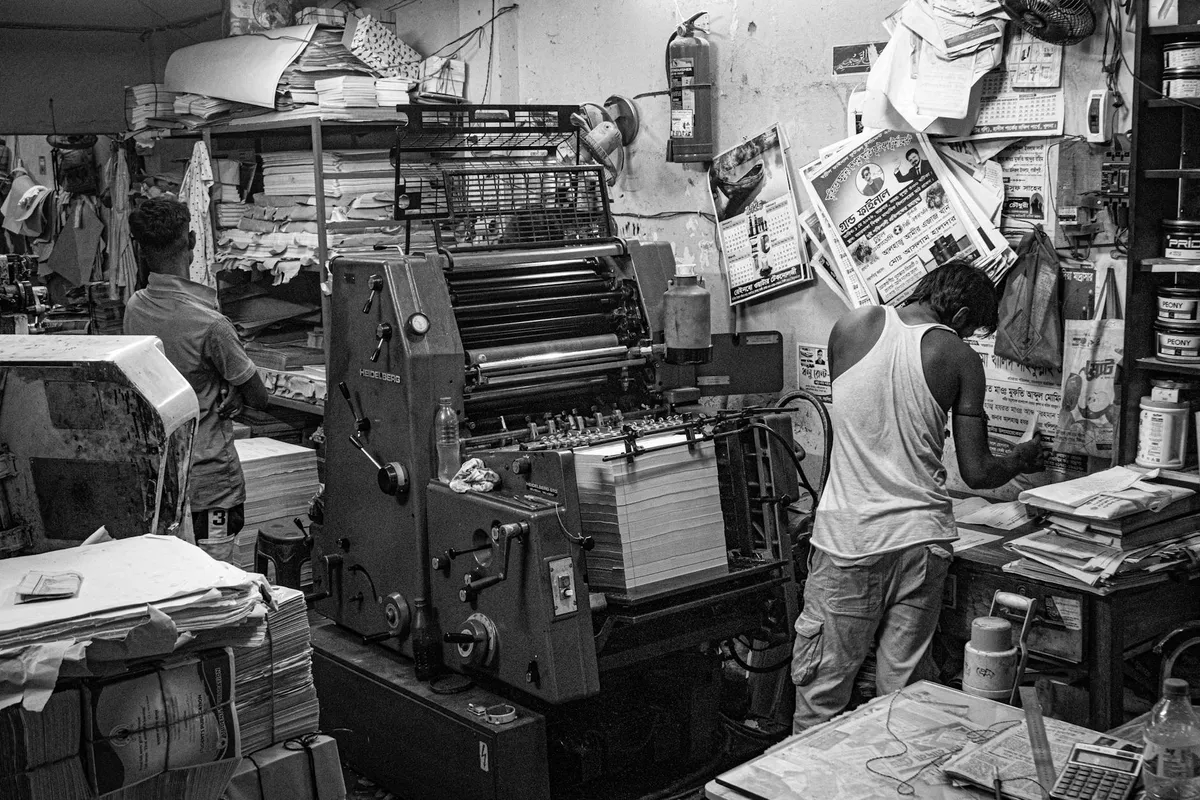 On the Quiet Crisis in Mid-List Fiction: A Publishing-Industry Reading